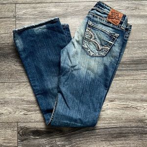 Great condition Big Star Sweet 28R jeans!